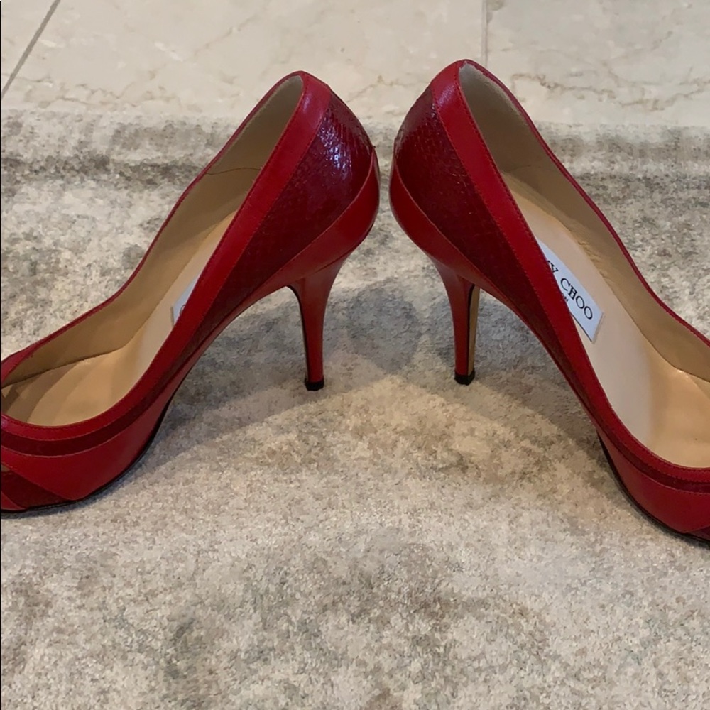 Jimmy Choo Red Pointed-Toe Leather Pumps - Picture 2 of 4